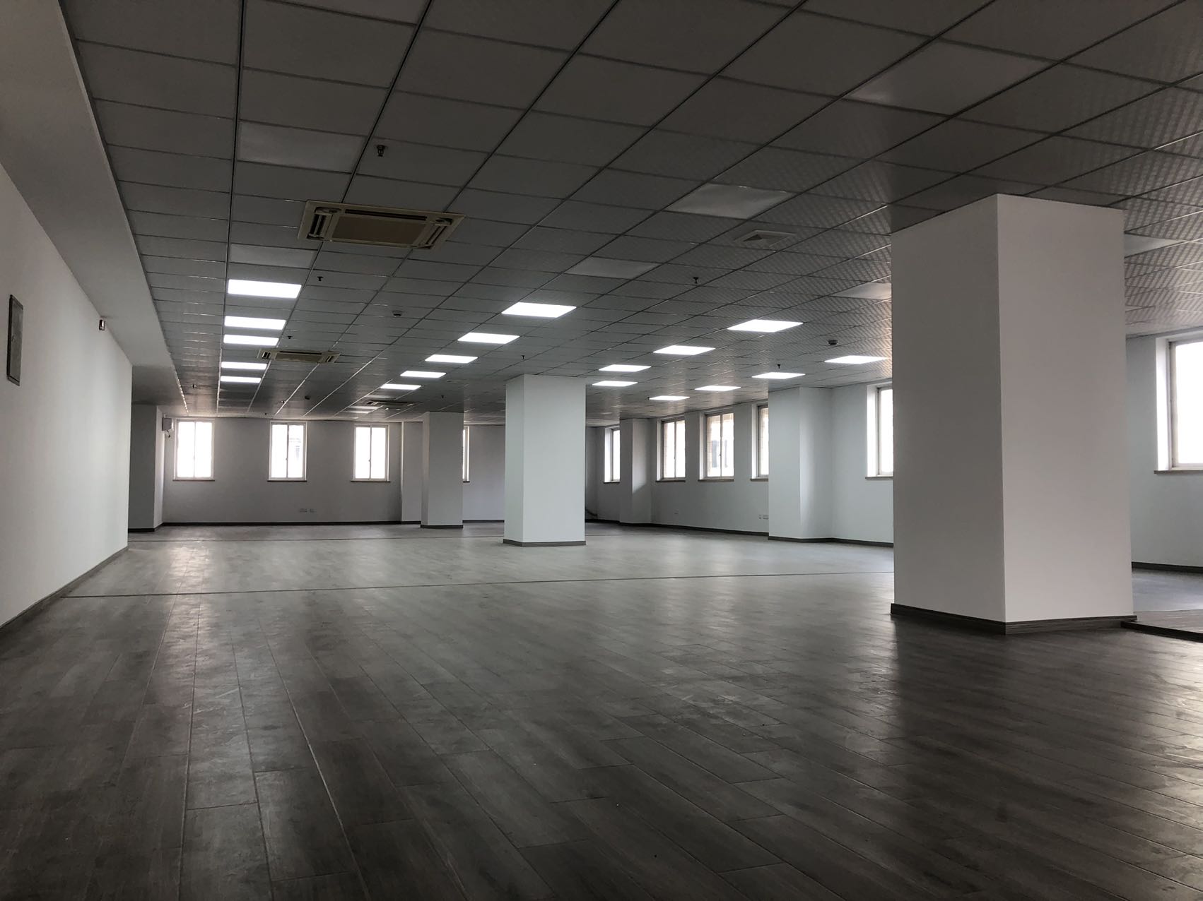 微信图片_20220617150200.jpg